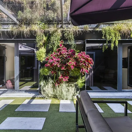 Charm Flats Apartment *