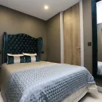 Charm Flats Daire *
